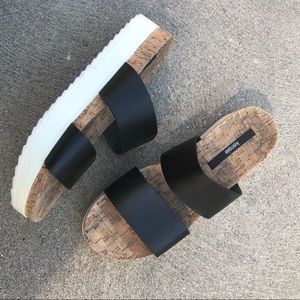 Kensie Sandals Women size 8